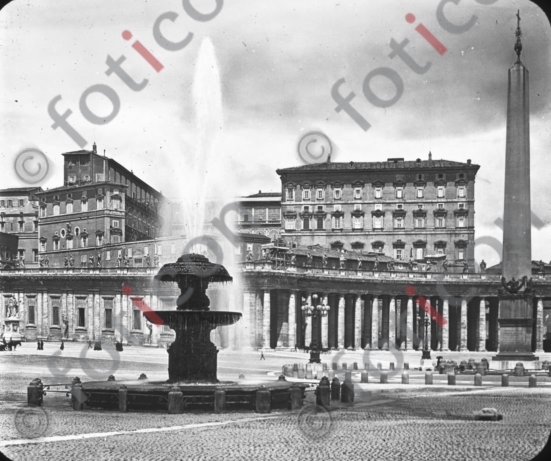 Der Petersplatz | St. Peter&#039;s Square - Foto foticon-simon-150-013-sw.jpg | foticon.de - Bilddatenbank für Motive aus Geschichte und Kultur